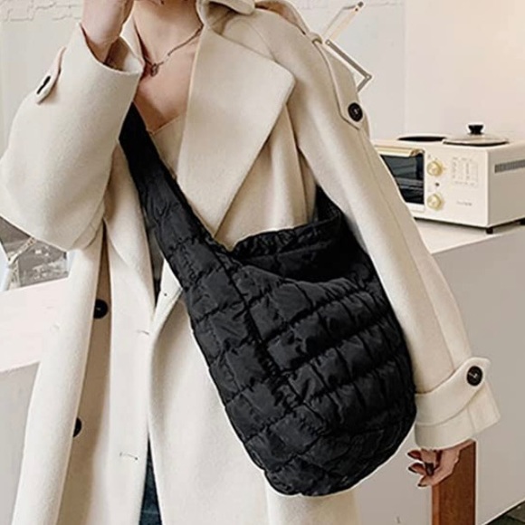 Quilted Black Large Nylon Shoulder Bag - Picture 5 of 5